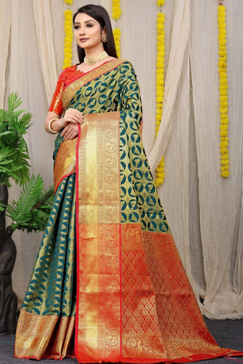 Arresting Dark Green Kanjivaram Silk With Palimpsest Blouse Piece