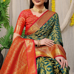 Arresting Dark Green Kanjivaram Silk With Palimpsest Blouse Piece