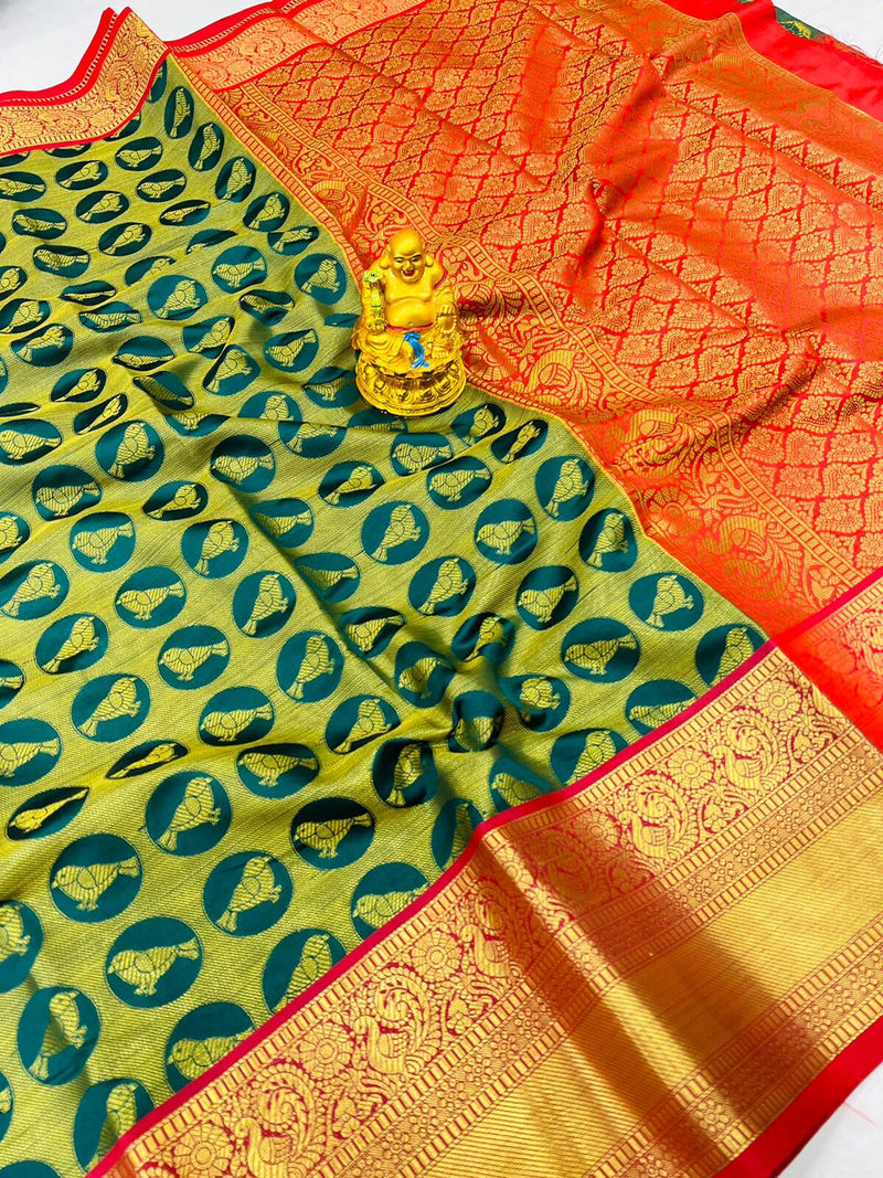 Arresting Dark Green Kanjivaram Silk With Palimpsest Blouse Piece