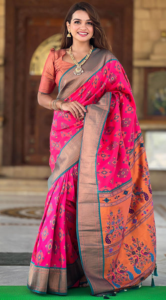 Gratifying Dark Pink Paithani Silk Saree With Smart Blouse Piece