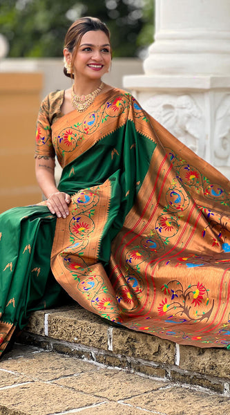Smashing Dark Green Paithani Silk Saree With Seraglio Blouse Piece