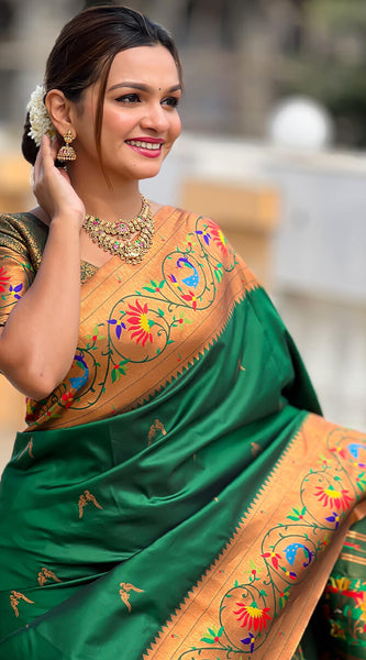 Smashing Dark Green Paithani Silk Saree With Seraglio Blouse Piece