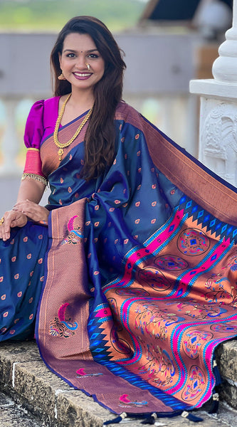 Fancifull Navy Blue Paithani Silk Saree With Glorious Blouse Piece
