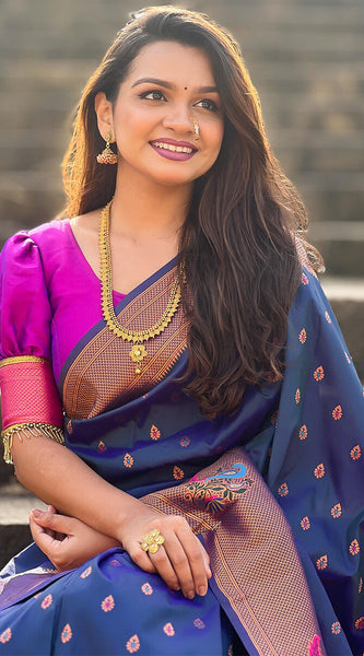 Fancifull Navy Blue Paithani Silk Saree With Glorious Blouse Piece