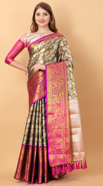 Fantabulous Black Kanjivaram Silk Saree With Engaging Blouse Piece