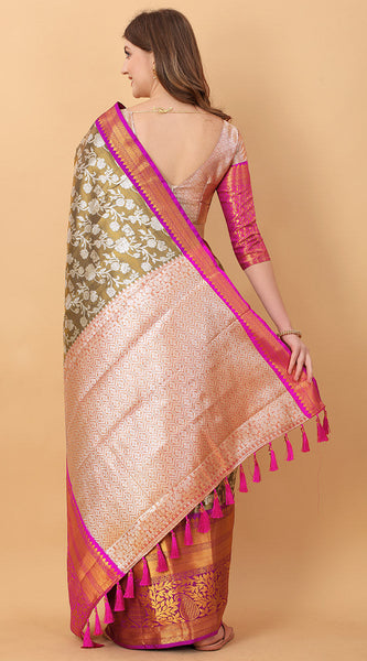 Fantabulous Black Kanjivaram Silk Saree With Engaging Blouse Piece