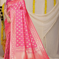 Demure Pink Kanjivaram Silk With Propinquity Blouse Piece