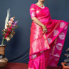 Engaging Dark Pink Linen Silk Saree With Super Mesmerising Blouse Piece