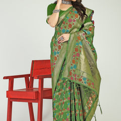 Refreshing Green Linen Silk Saree With Alluring Blouse Piece