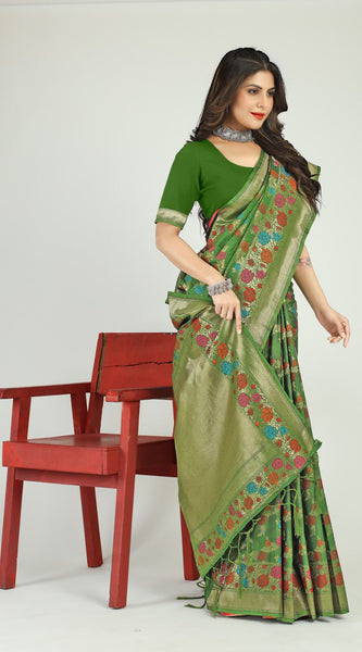 Refreshing Green Linen Silk Saree With Alluring Blouse Piece