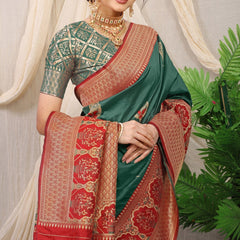 Murmurous Dark Green Kanjivaram Silk With Sizzling Blouse Piece