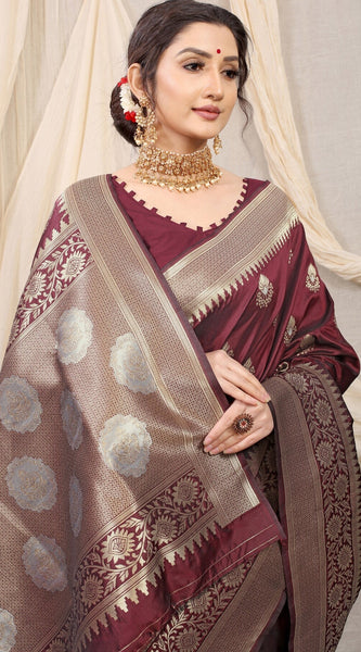 Smashing Brown Kanjivaram Silk With Effervescent Blouse Piece