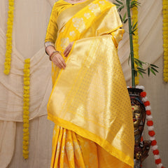 Divine Yellow Kanjivaram Silk With Seraglio Blouse Piece