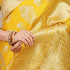 Divine Yellow Kanjivaram Silk With Seraglio Blouse Piece