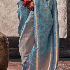 Demesne Firozi Kanjivaram Silk Saree With Imbrication Blouse Piece