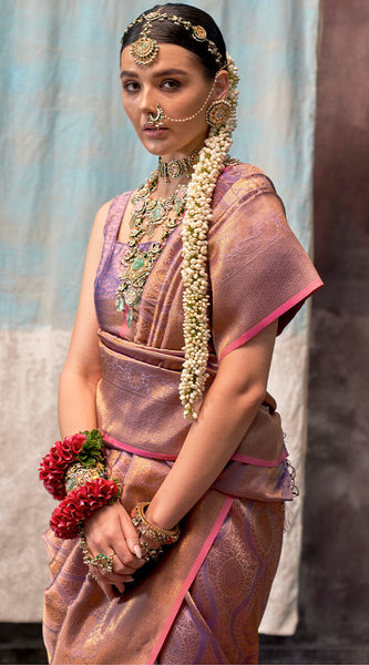 Sempiternal Lavender Kanjivaram Silk Saree With Snazzy Blouse Piece