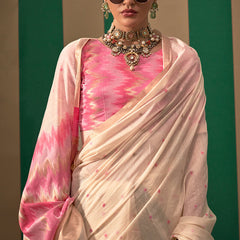 Snappy Beige Cotton Silk Saree With Confounding Blouse Piece