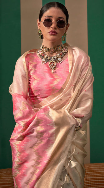 Snappy Beige Cotton Silk Saree With Confounding Blouse Piece
