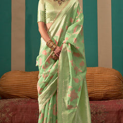 Surpassing Green Cotton Silk Saree With Flattering Blouse Piece