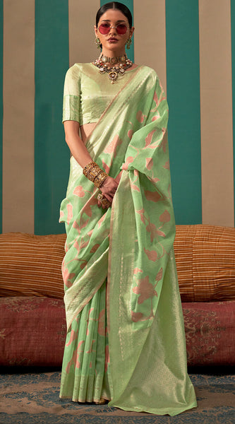 Surpassing Green Cotton Silk Saree With Flattering Blouse Piece