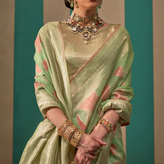 Surpassing Green Cotton Silk Saree With Flattering Blouse Piece