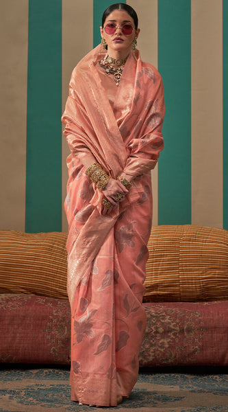Resplendent Peach Cotton Silk Saree With Posh Blouse Piece