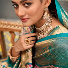 Jubilant Beige and Rama Kanjivaram Silk Saree With Resplendent Blouse Piece