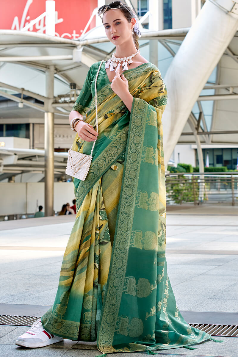 Stunner Rama Digital Printed Soft Silk Saree With Adoring Blouse Piece
