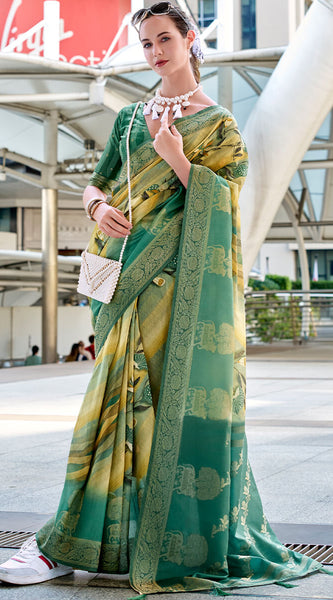 Stunner Rama Digital Printed Soft Silk Saree With Adoring Blouse Piece