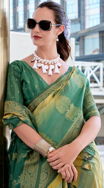 Stunner Rama Digital Printed Soft Silk Saree With Adoring Blouse Piece