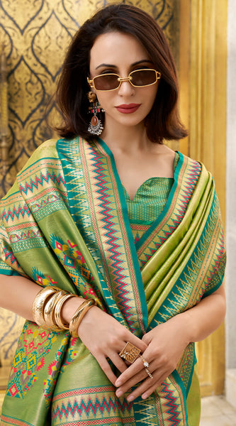Felicitous Mehndi Paithani Silk Saree With Devastating Blouse Piece