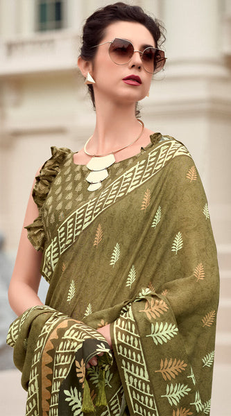 Evanescent Mehndi Printed Mul Cotton Saree With Serendipity Blouse Piece