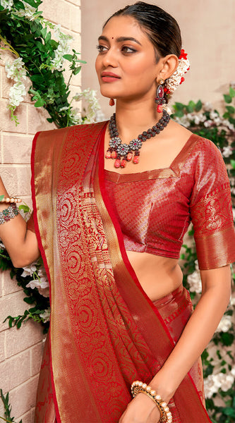 Marvellous Red Kanjivaram Silk Saree With Staring Blouse Piece