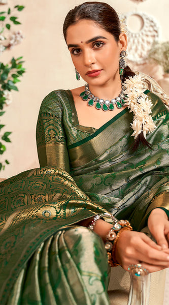Desiring Dark Green Kanjivaram Silk Saree With Ravishing Blouse Piece