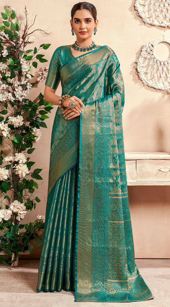 Fairytale Turquoise Kanjivaram Silk Saree With Comely Blouse Piece