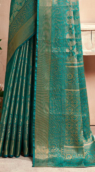 Fairytale Turquoise Kanjivaram Silk Saree With Comely Blouse Piece