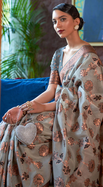 Woebegone Grey Organza Silk Saree With Engaging Blouse Piece