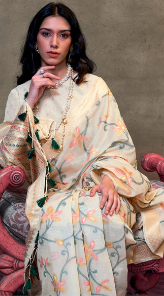 Fantabulous Beige Cotton Silk Saree With Profuse Blouse Piece