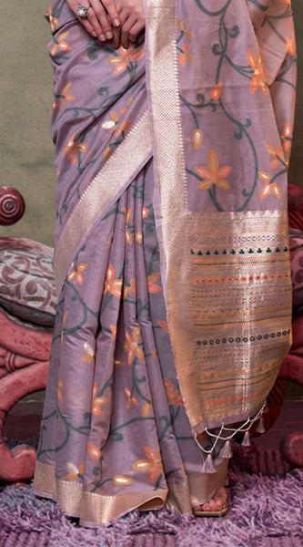 Supernal Lavender Cotton Silk Saree With Jubilant Blouse Piece