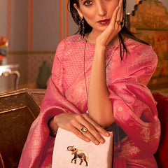 Groovy Pink Kanjivaram Silk Saree With Entrancing Blouse Piece