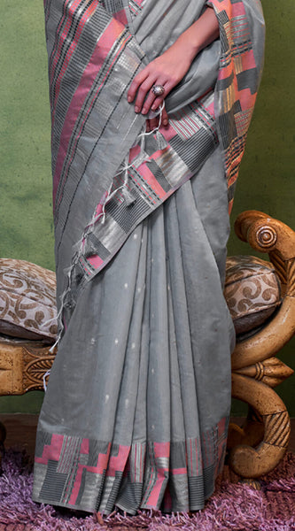 Entrancing Grey Cotton Silk Saree With Adoring Blouse Piece