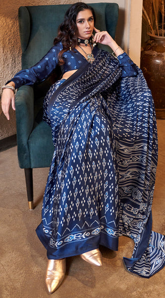 Scrupulous Navy Blue Digital Printed Satin Silk Saree With Lustrous Blouse Piece