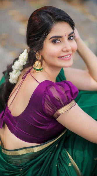 Attractive Green Cotton Silk Saree With Flaunt Blouse Piece
