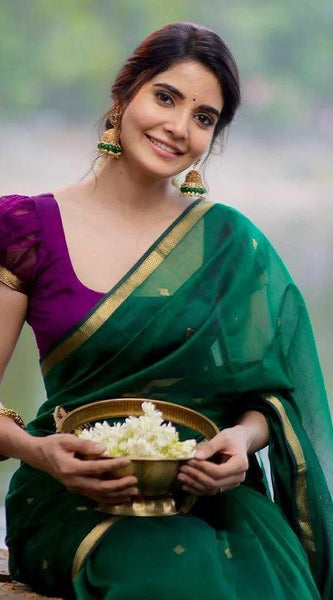 Attractive Green Cotton Silk Saree With Flaunt Blouse Piece