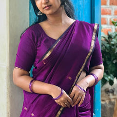 Confounding Magenta Cotton Silk Saree With Woebegone Blouse Piece