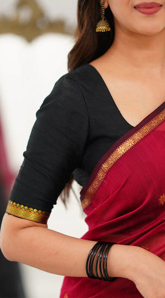 Seraphic Red Cotton Silk Saree With Mellifluous Blouse Piece