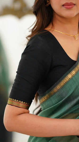 Vibrant Sea Green Cotton Silk Saree With Inimitable Blouse Piece