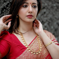 Stylish Red Soft Silk Saree With Blooming Blouse Piece