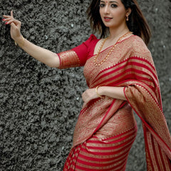 Stylish Red Soft Silk Saree With Blooming Blouse Piece