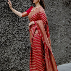 Stylish Red Soft Silk Saree With Blooming Blouse Piece